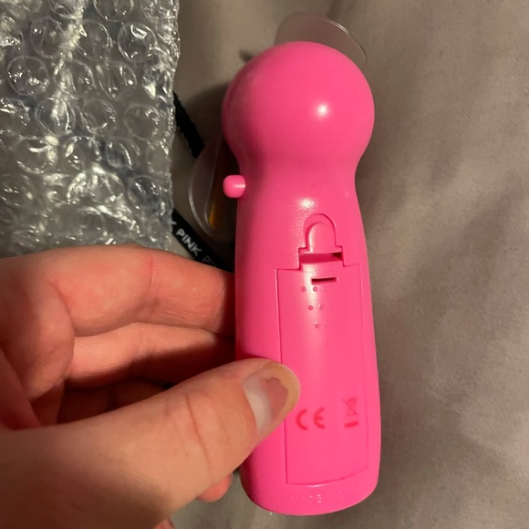 Pink nation portable fan - Picture 3 of 3